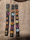 Bracelet en cuir à fleurs multicolores