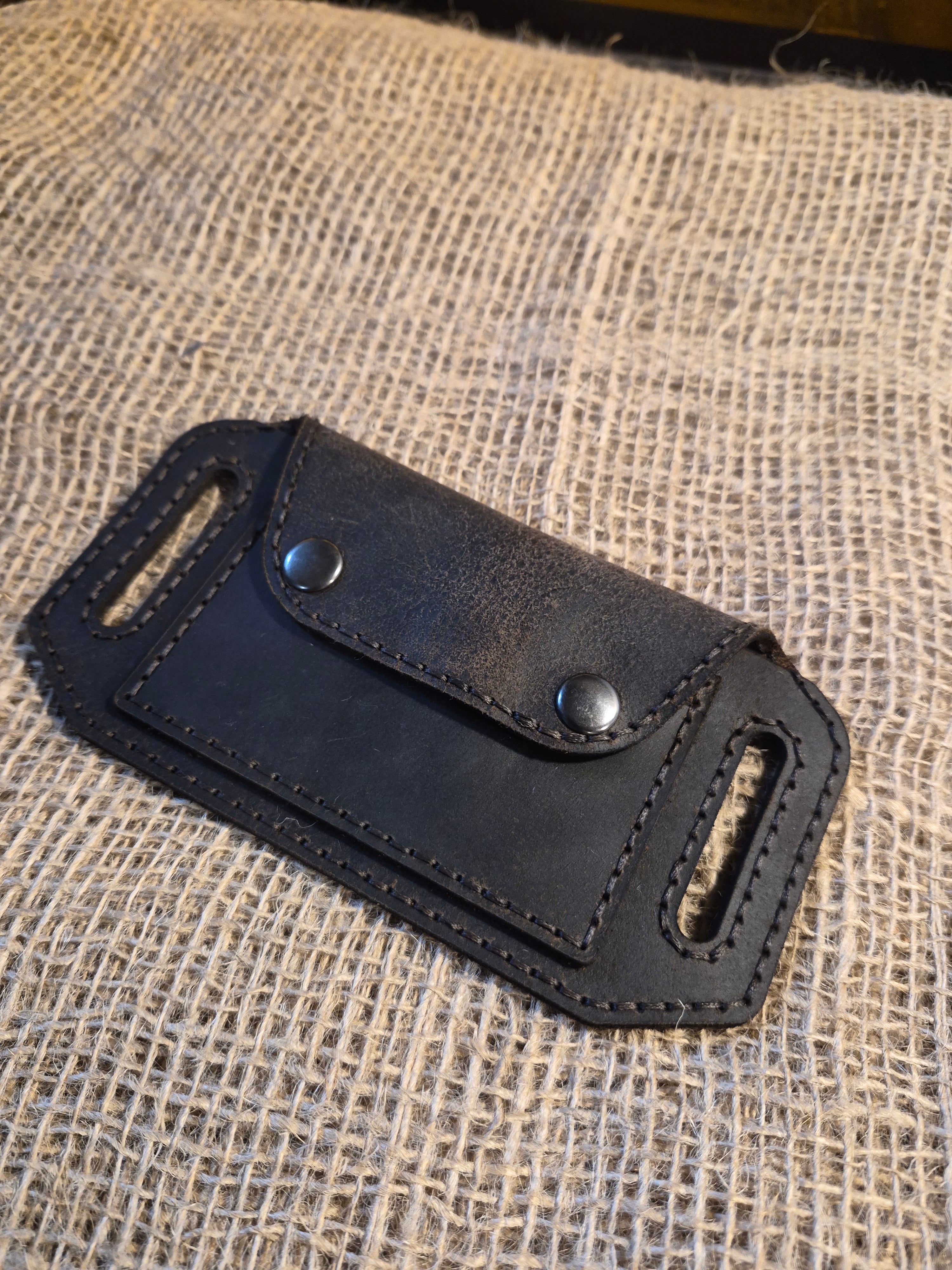 Portefeuille artisanal de ceinture en cuir cousu main