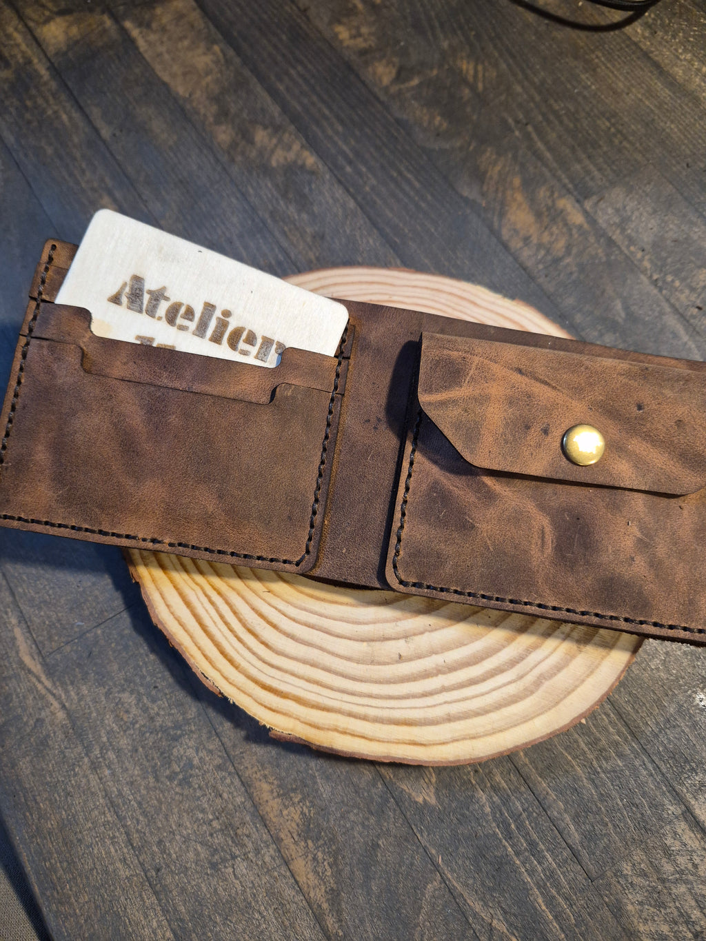 Portefeuille artisanal 2 volets avec porte-monnaie intégré