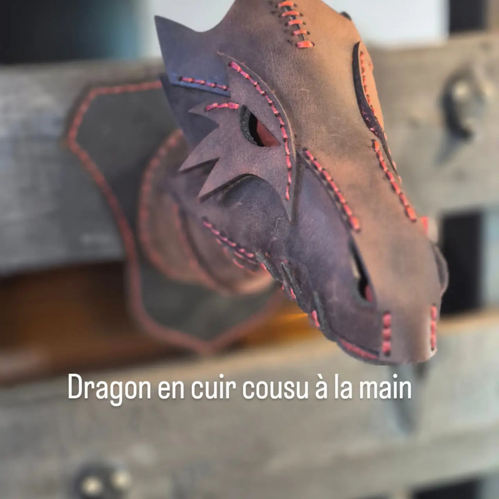 Ornement mural dragon