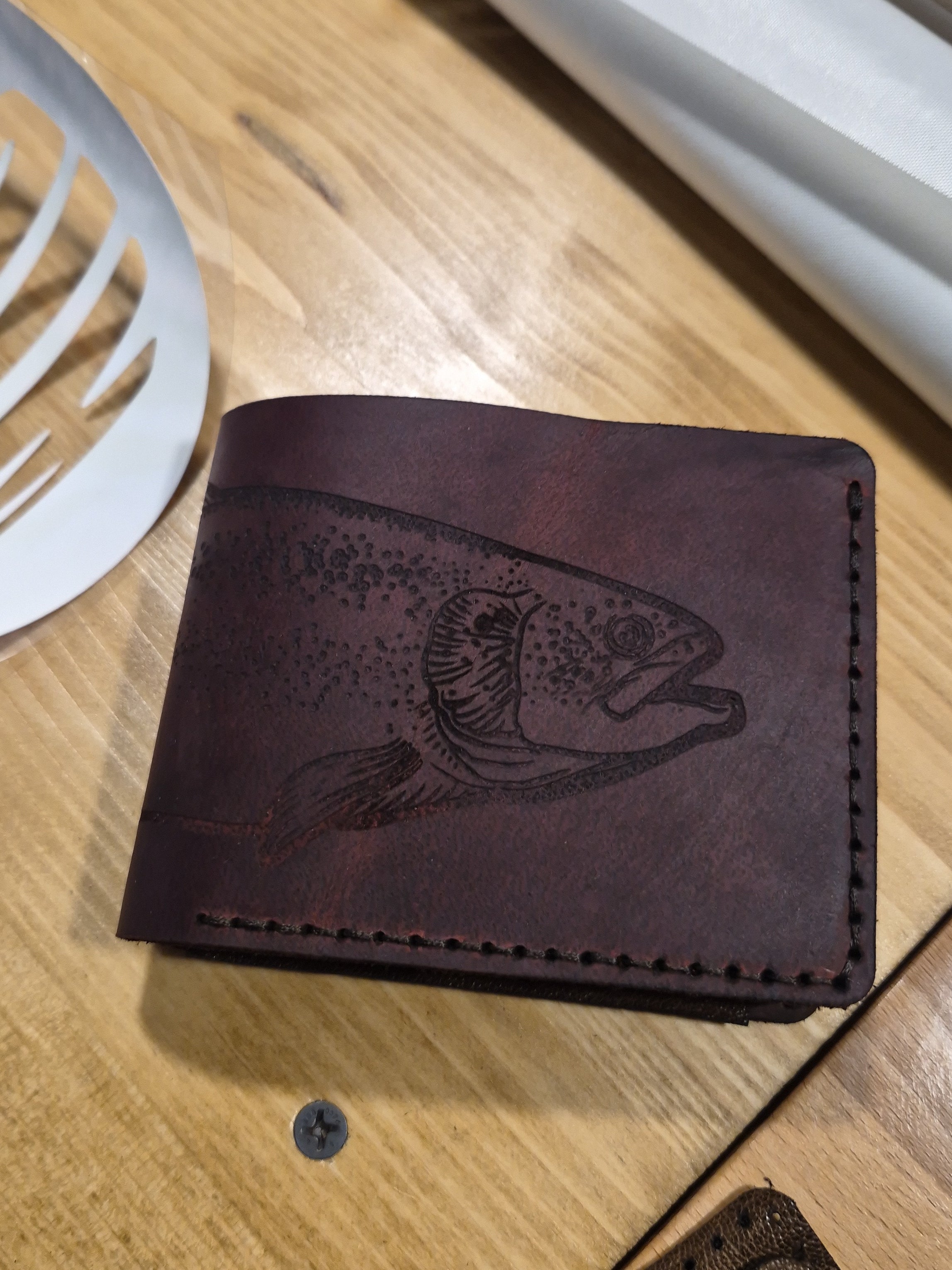 Portefeuille artisanal 2 volets avec porte-monnaie intégré