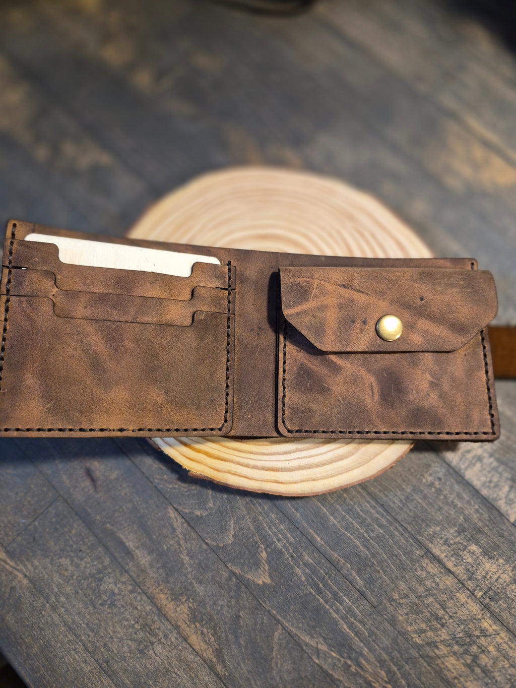 Portefeuille artisanal 2 volets avec porte-monnaie intégré